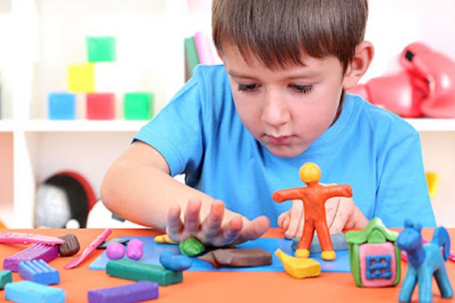 Jogos e brincadeiras educativas na escola